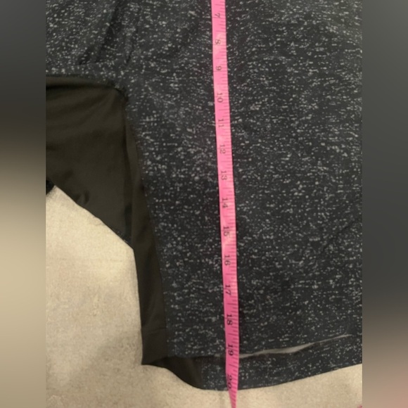 [S/M]Lululemon T.H.E. Short *Luxtreme Liner 9"
Inked Light Cast Black Men's - Picture 11 of 11